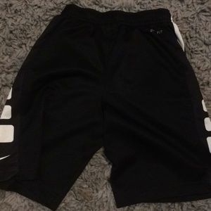 Black nike elite shirts